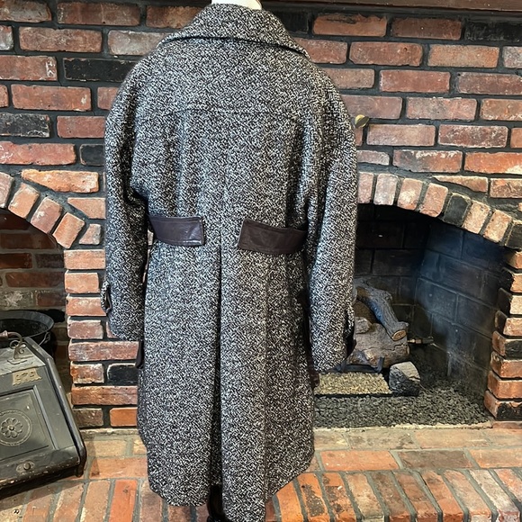 Cynthia Steffe Grey & Black Tweed Coat size xl - Picture 6 of 10